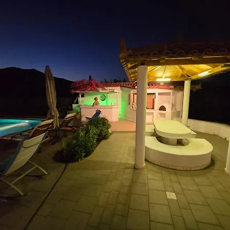 Elia Garden Oasis With Pool Astros *