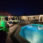 公寓 Elia Garden Oasis With Pool Astros