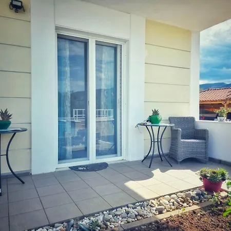 Διαμέρισμα Elia Garden Oasis With Pool Astros Parálion Ástros