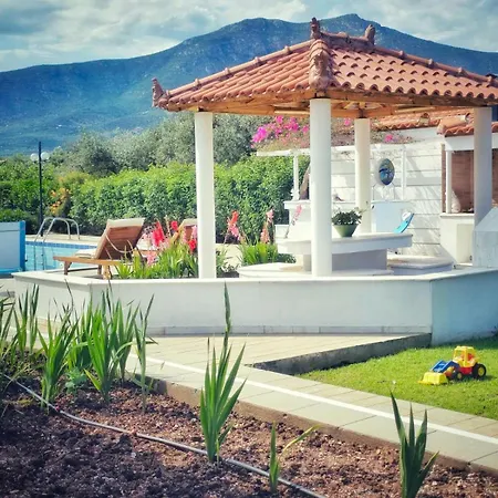 Elia Garden Oasis With Pool Astros *