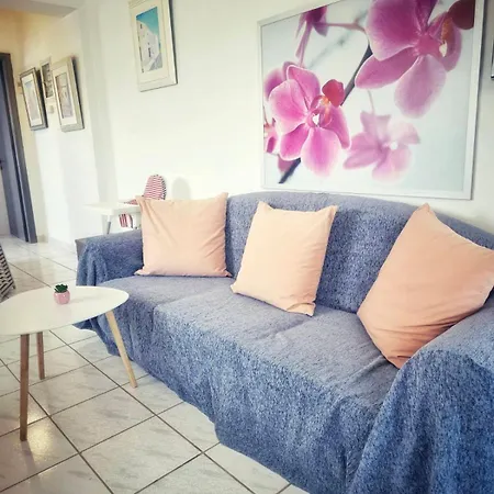 Elia Garden Oasis With Pool Astros Apartment