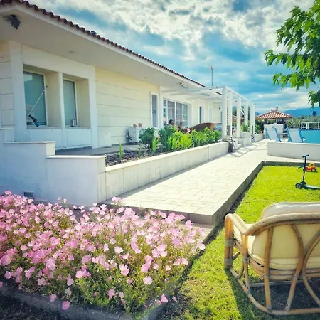 Elia Garden Oasis With Pool Astros Паралион-Астрос