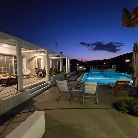Elia Garden Oasis With Pool Astros Appartement Parálion Ástros
