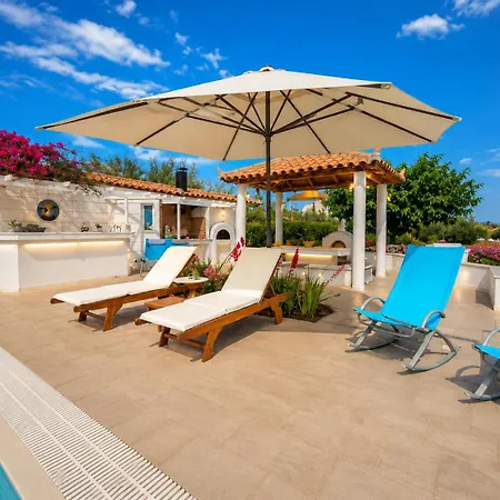 Elia Garden Oasis With Pool Astros *