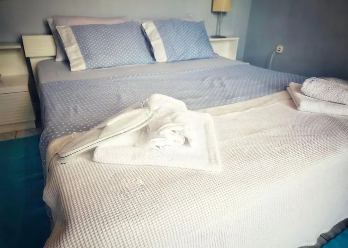 Elia Garden Oasis With Pool Astros * Parálion Ástros